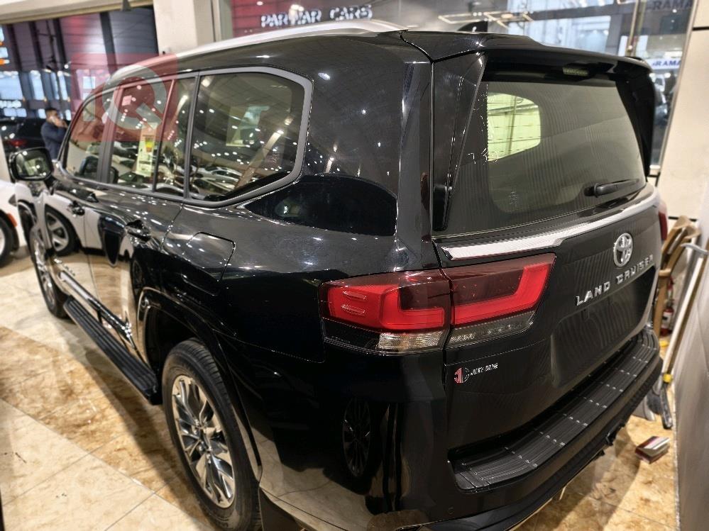 تويوتا لاندكروزر